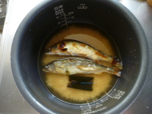 今夜は鮎ご飯！